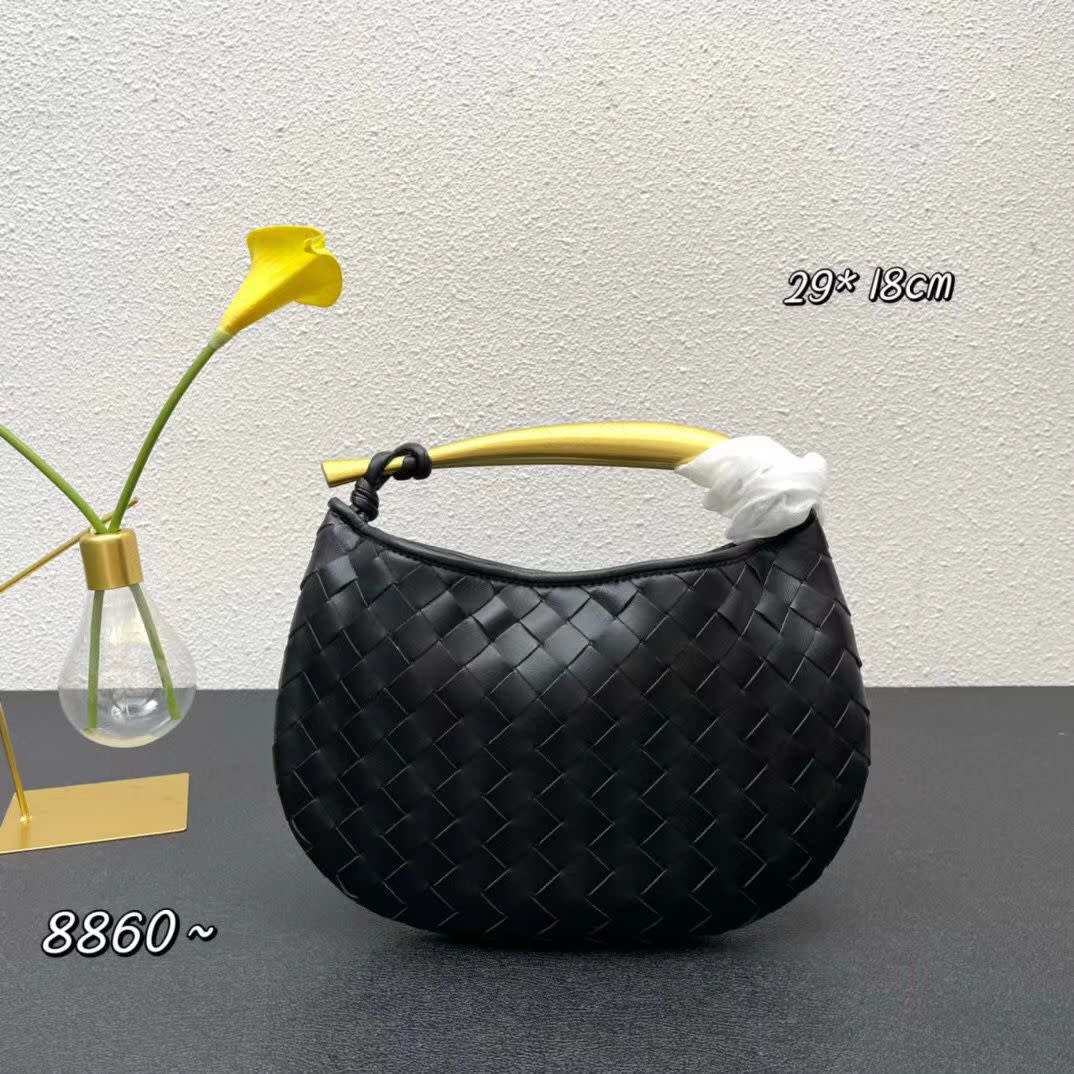 Bottega Veneta Bags 09