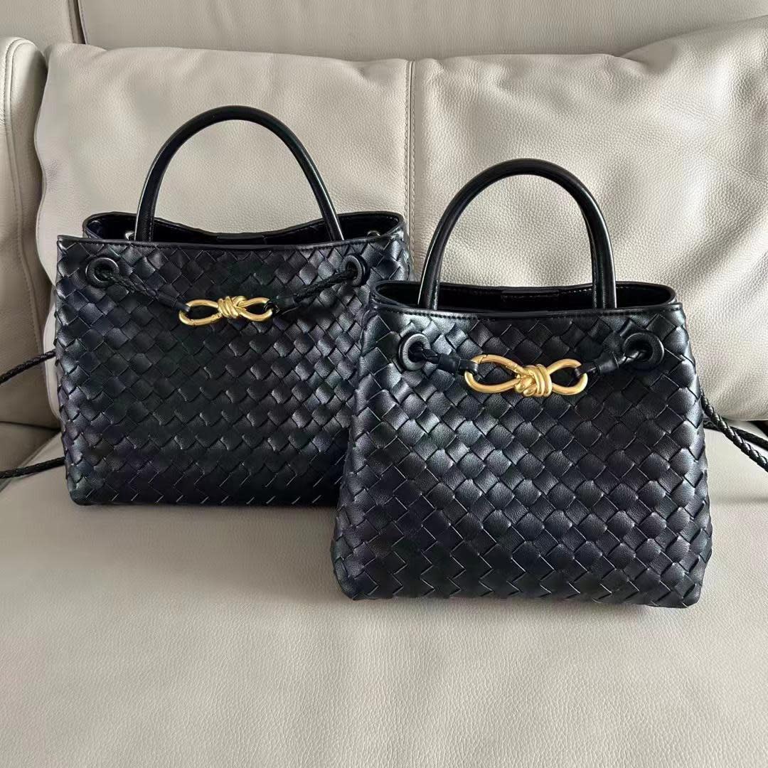 Bottega Veneta Bags 04