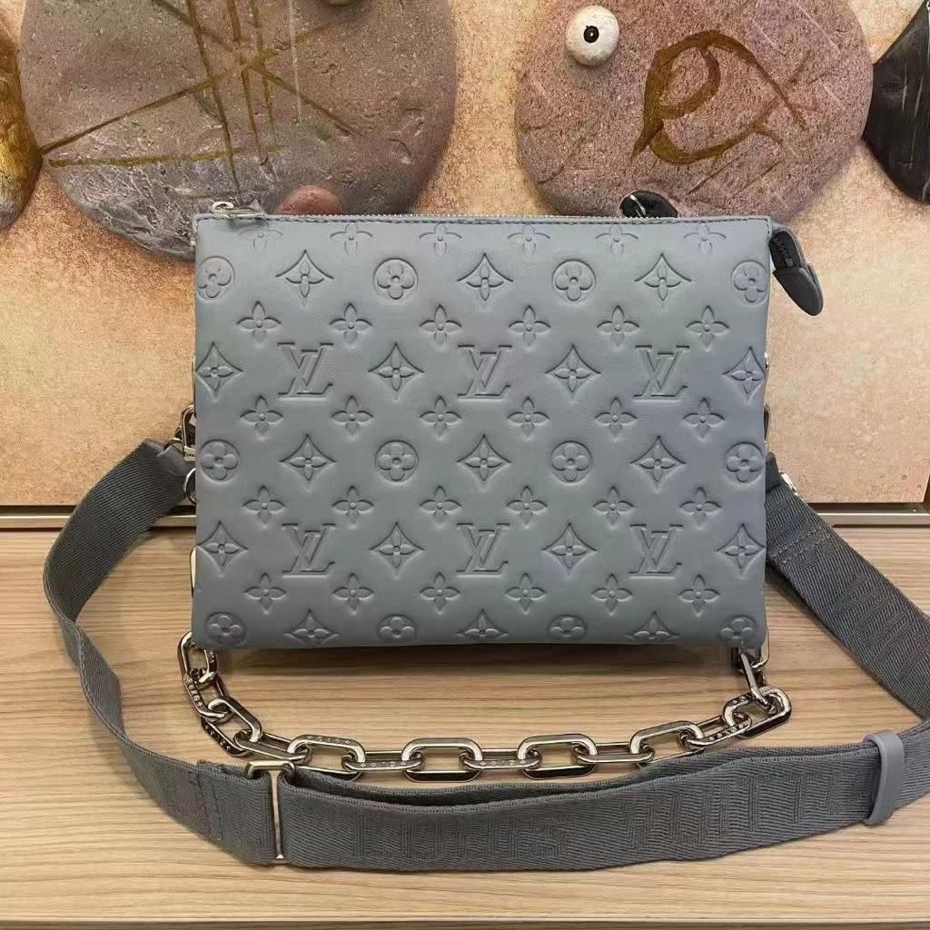 Louis Vuitton Bags 23