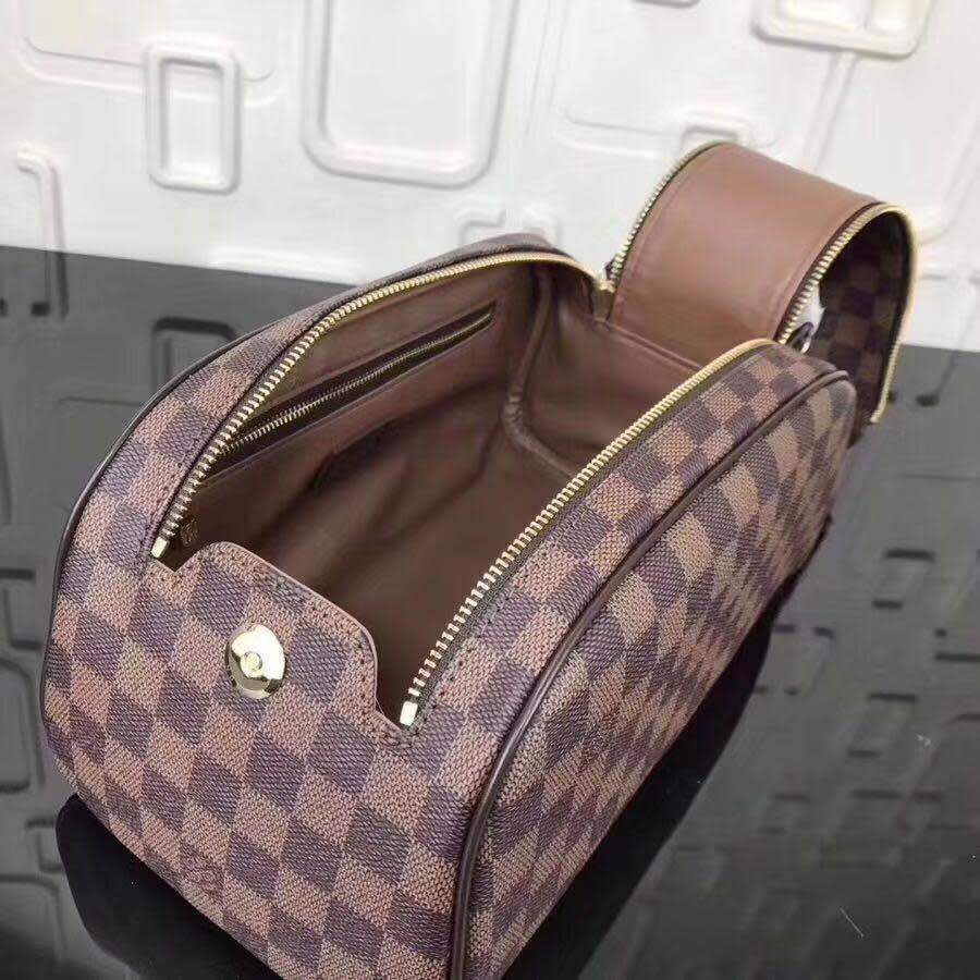 Louis Vuitton Bags 13