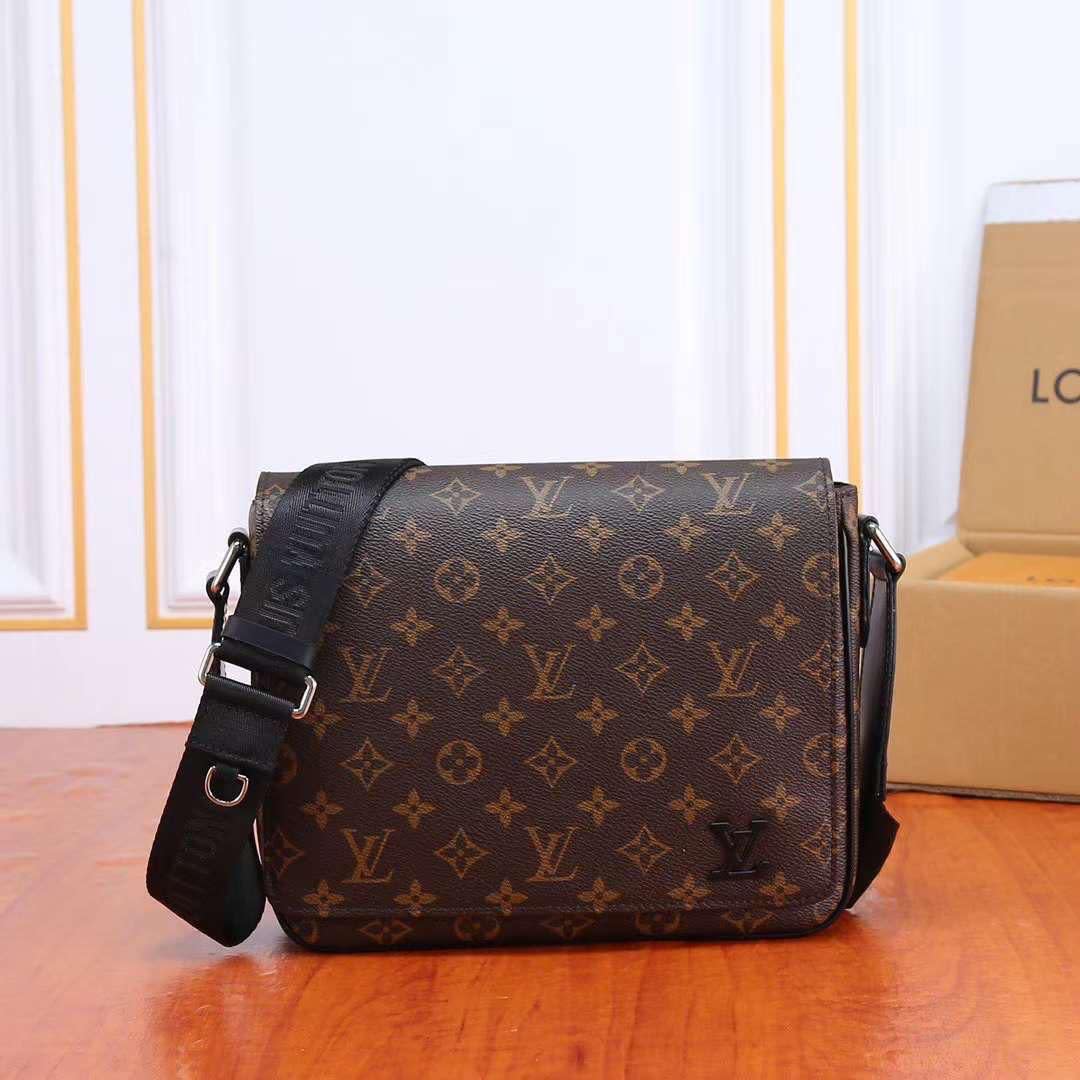 Louis Vuitton Bags 04