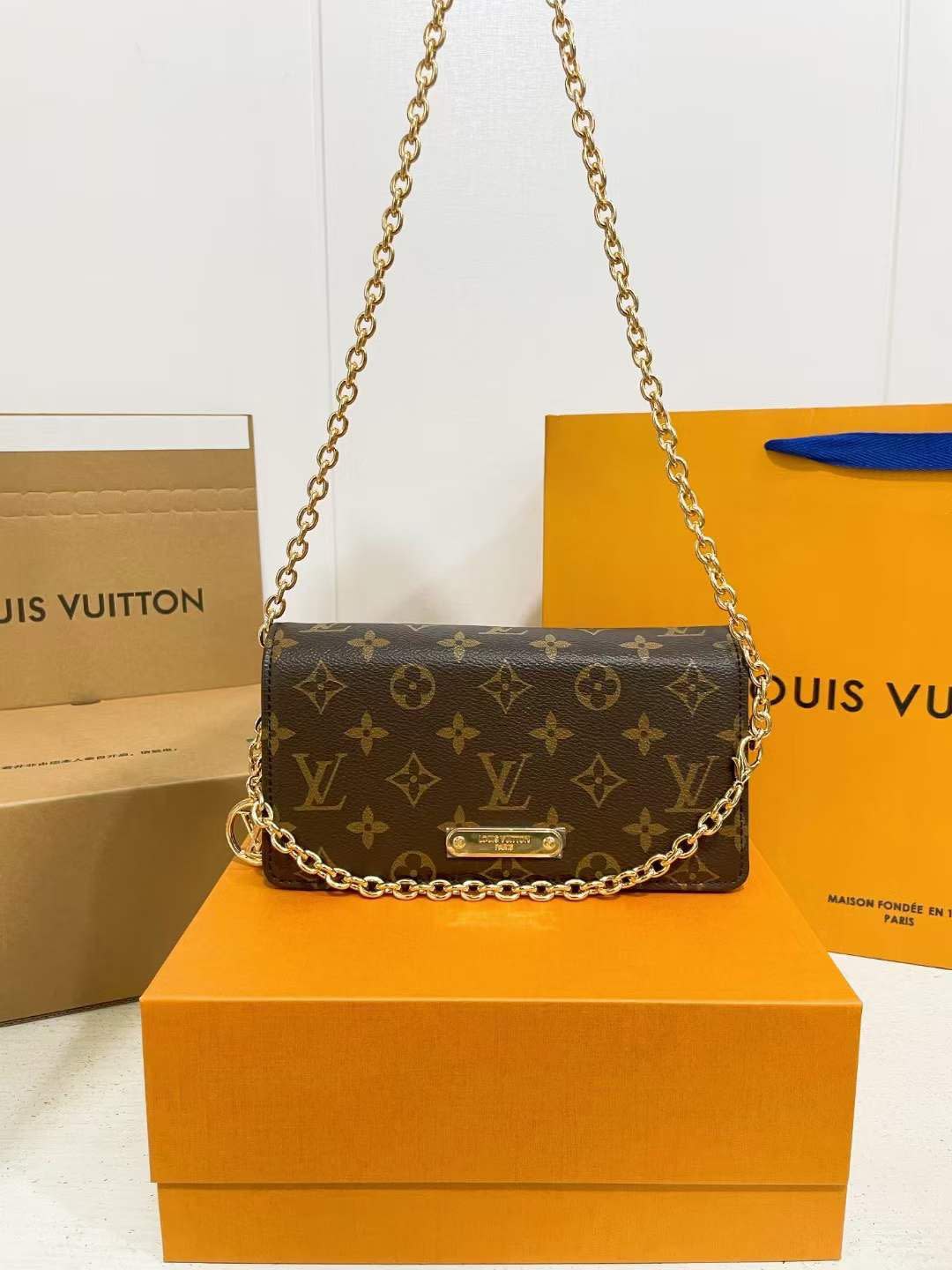 Louis Vuitton Bags 02