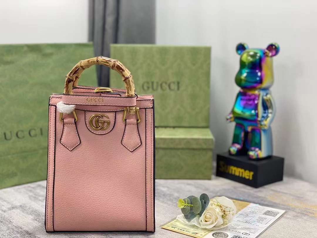 Gucci Bags 24