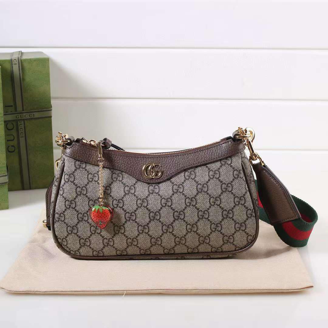 Gucci Bags 11