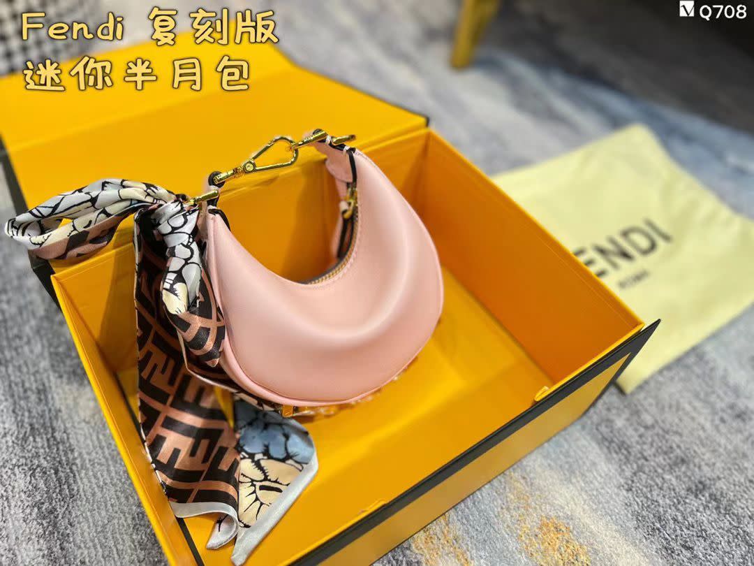 Fendi Bags 16