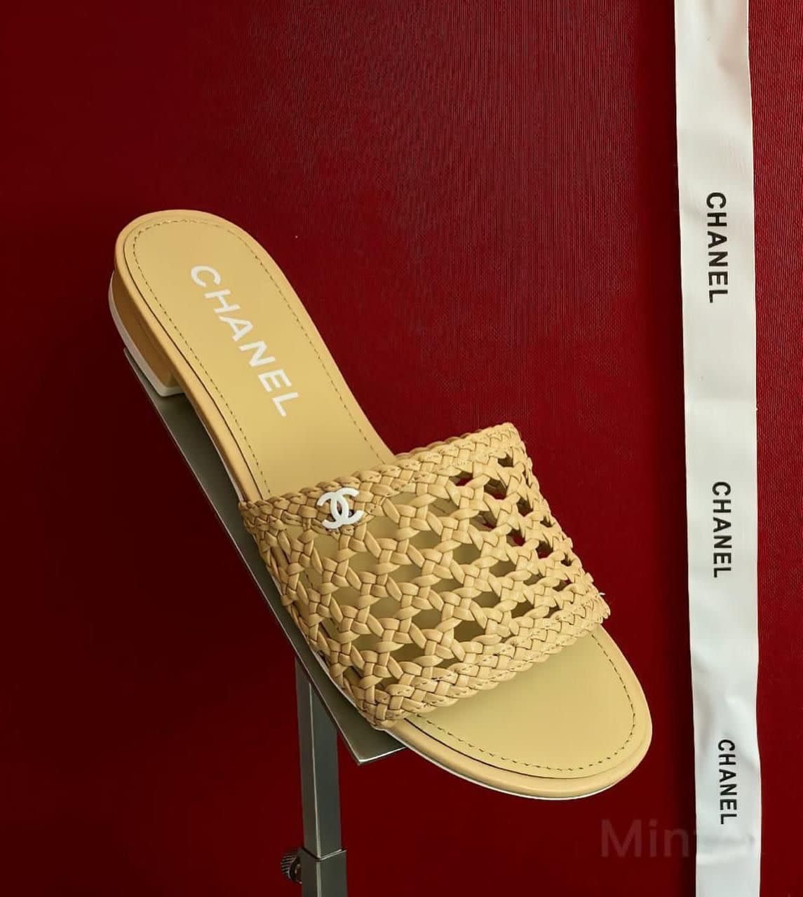Chanel Shoes 07