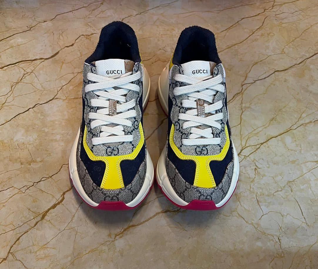 Gucci Shoes 05