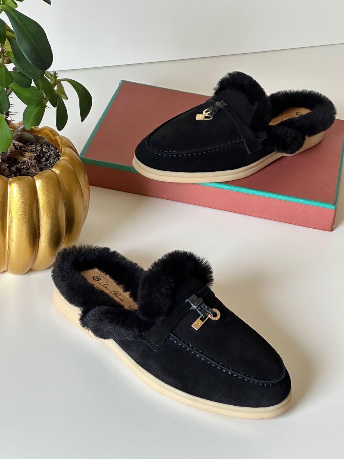 Lora Piana Shoes 02