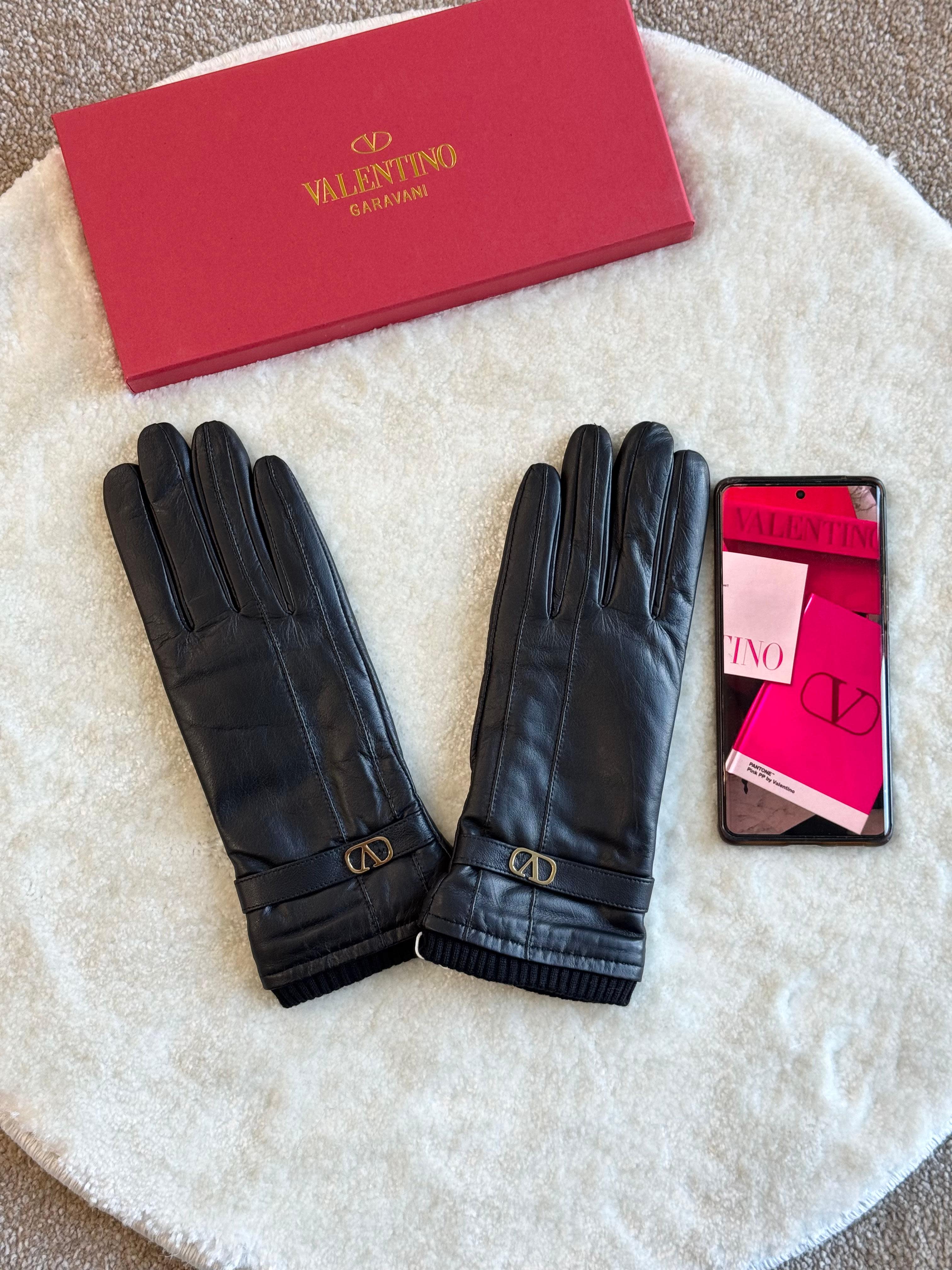 Replica Mom Winter Apparels 03