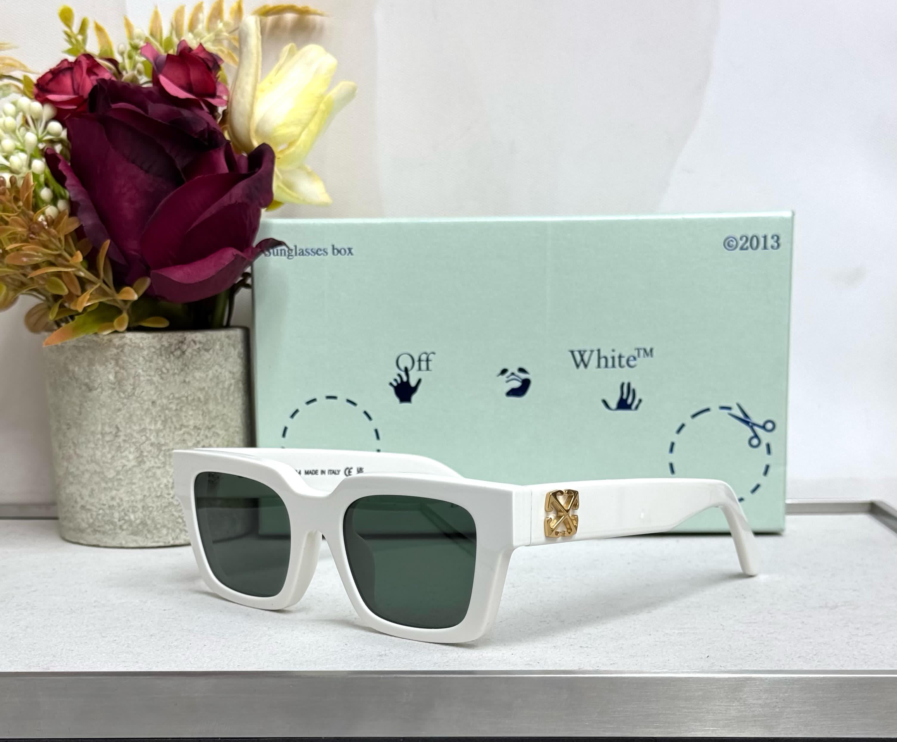 Saint Laurent Glasses 06