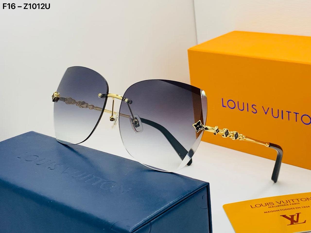 Louis Vuitton Glasses 04