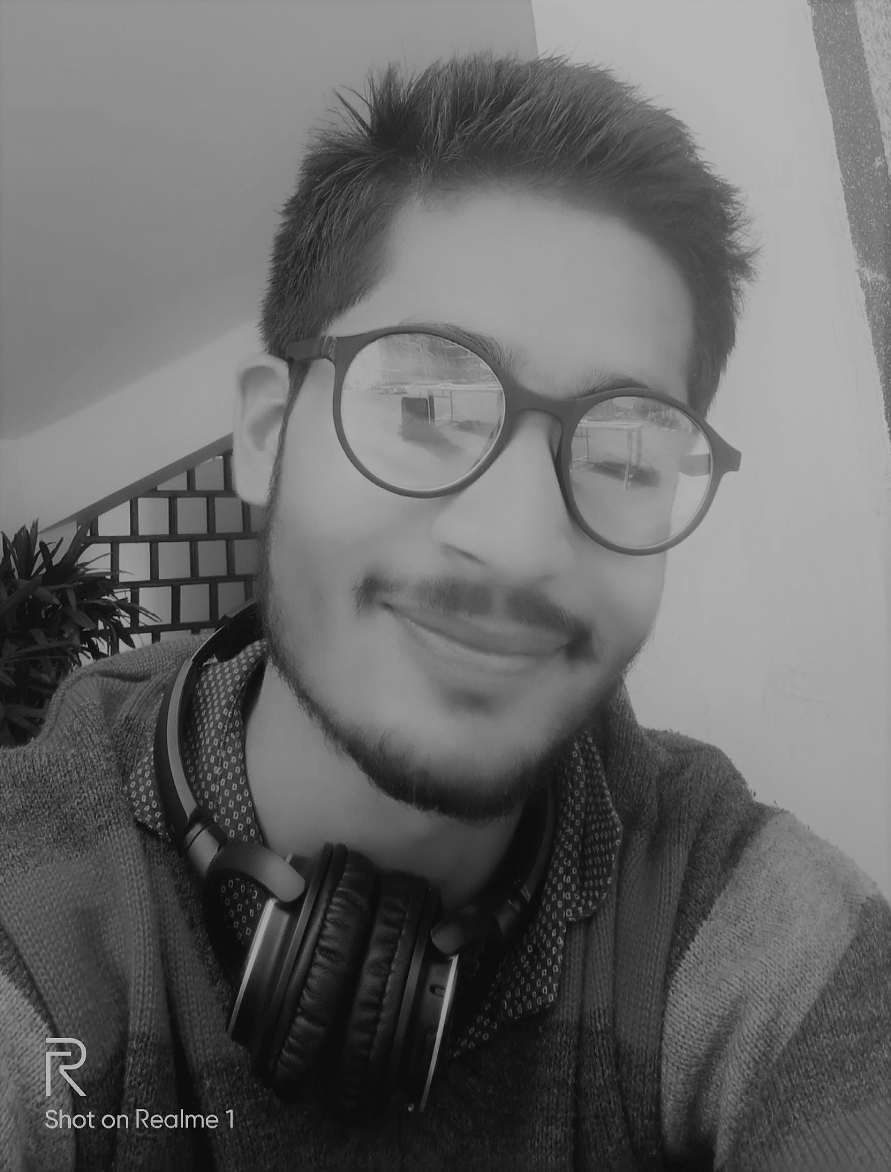 About 1 Author Image