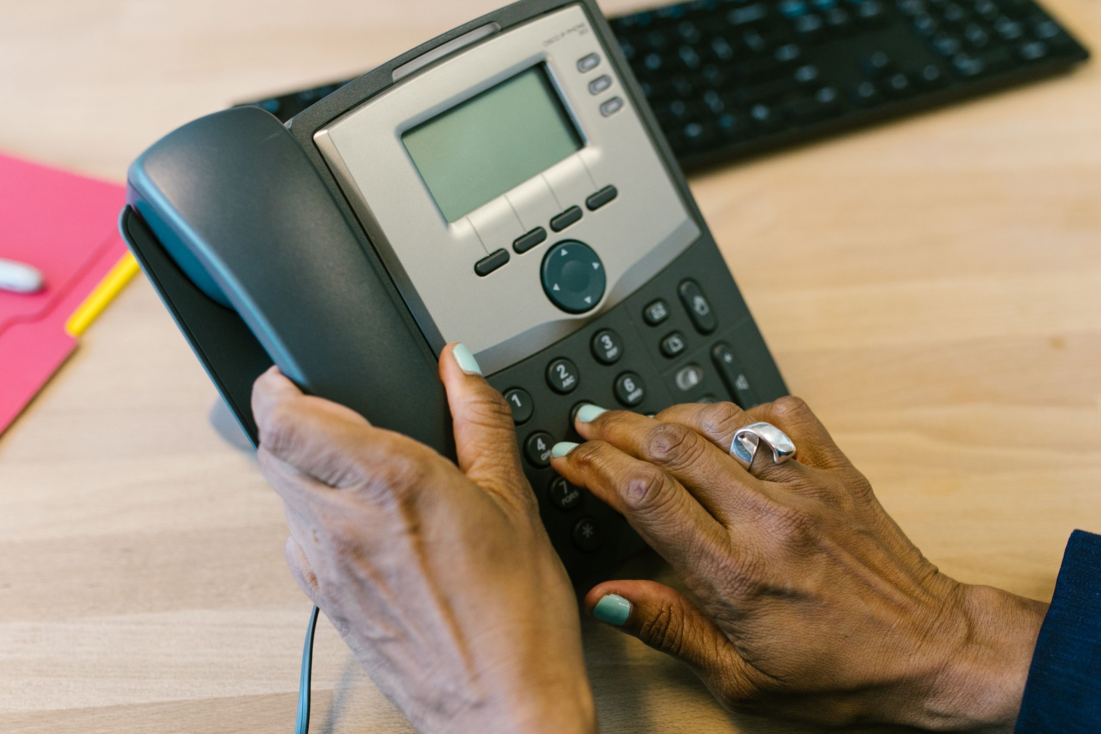 Business IP phone and VoIP communications