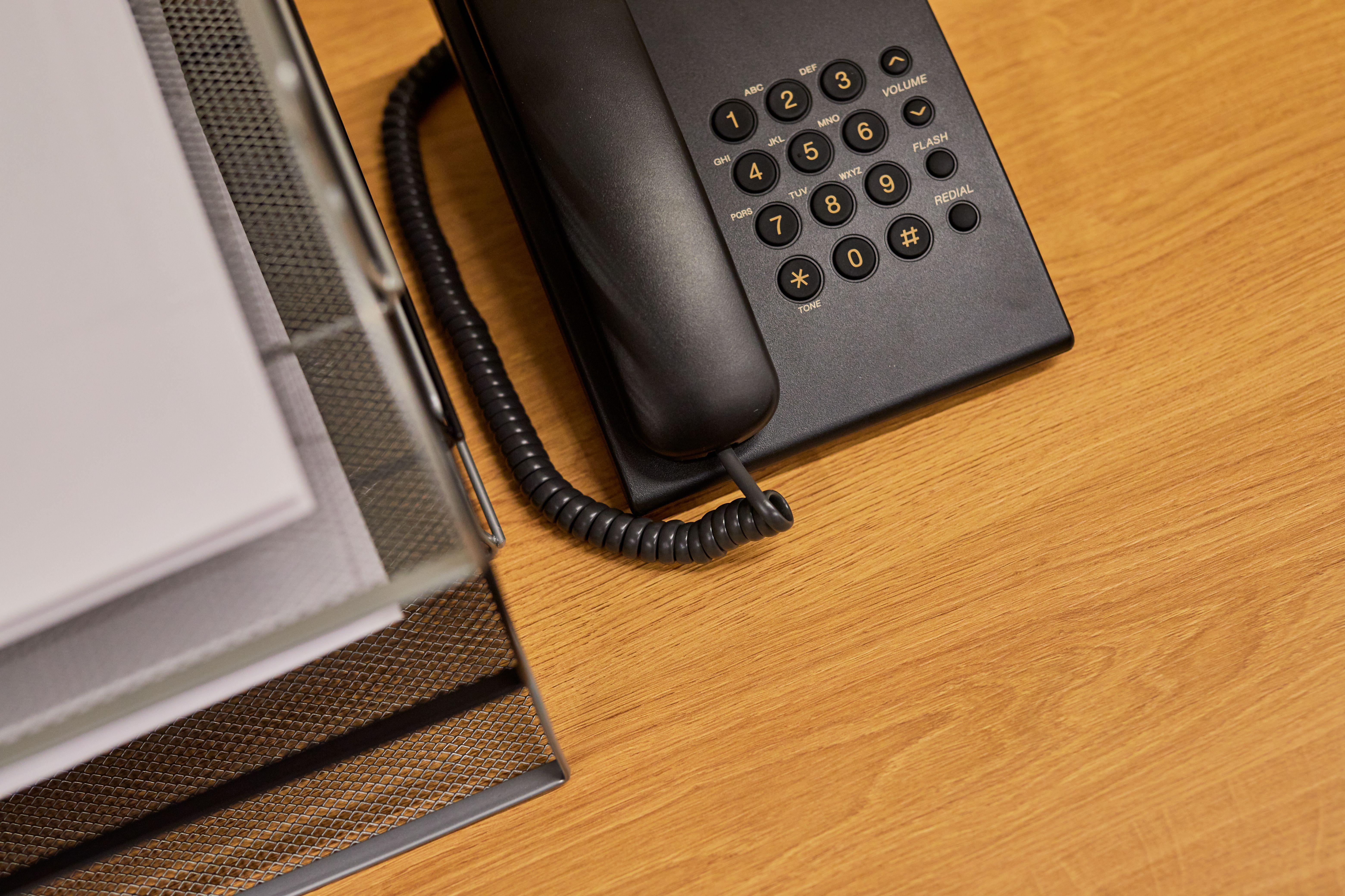 Business IP phone and VoIP communications