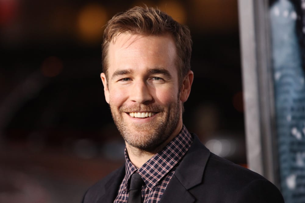 James Van Der Beek poses for a photo.