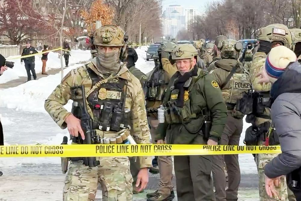 Federal law enforcement agents on Jan. 7, 2025 in Minneapolis, MN.