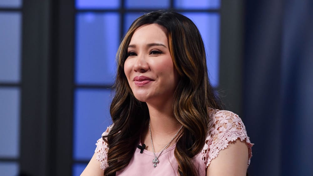 Lauren Chen smiling.