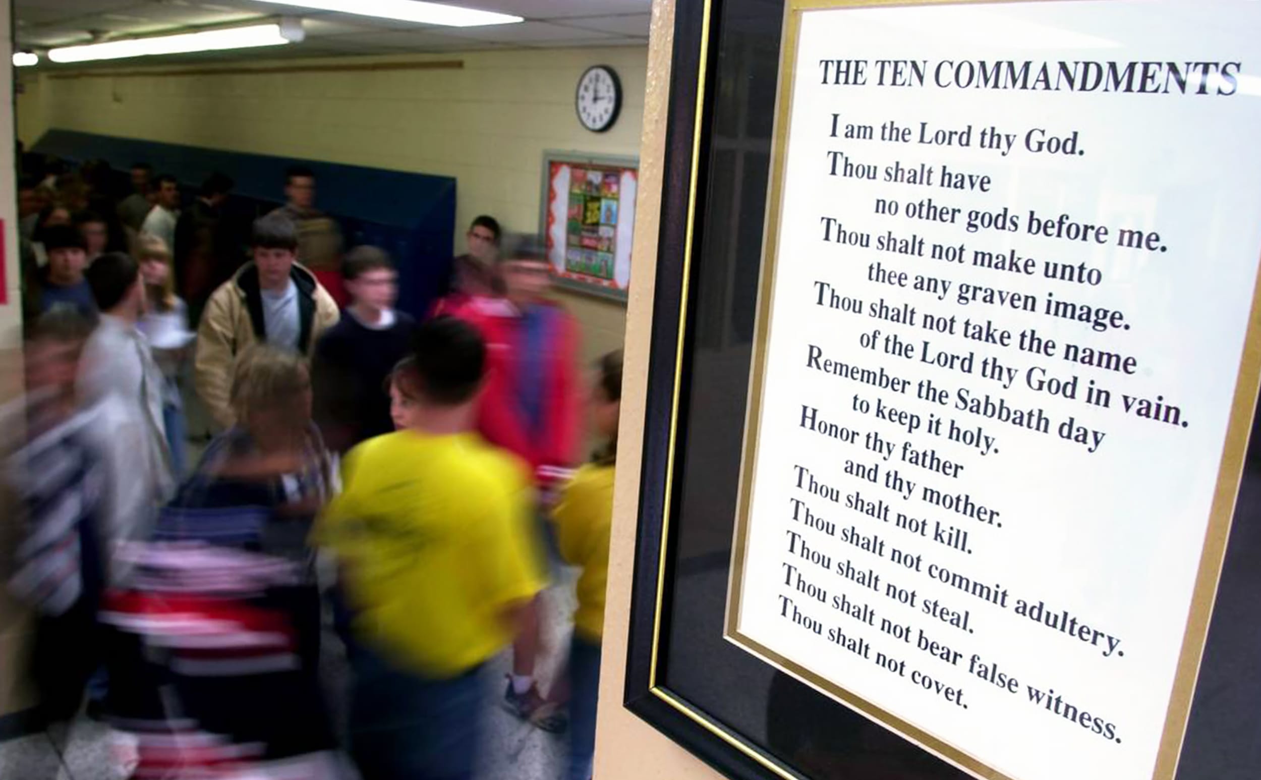 Court rejects Texas law requiring display of Ten Commandments in public schools