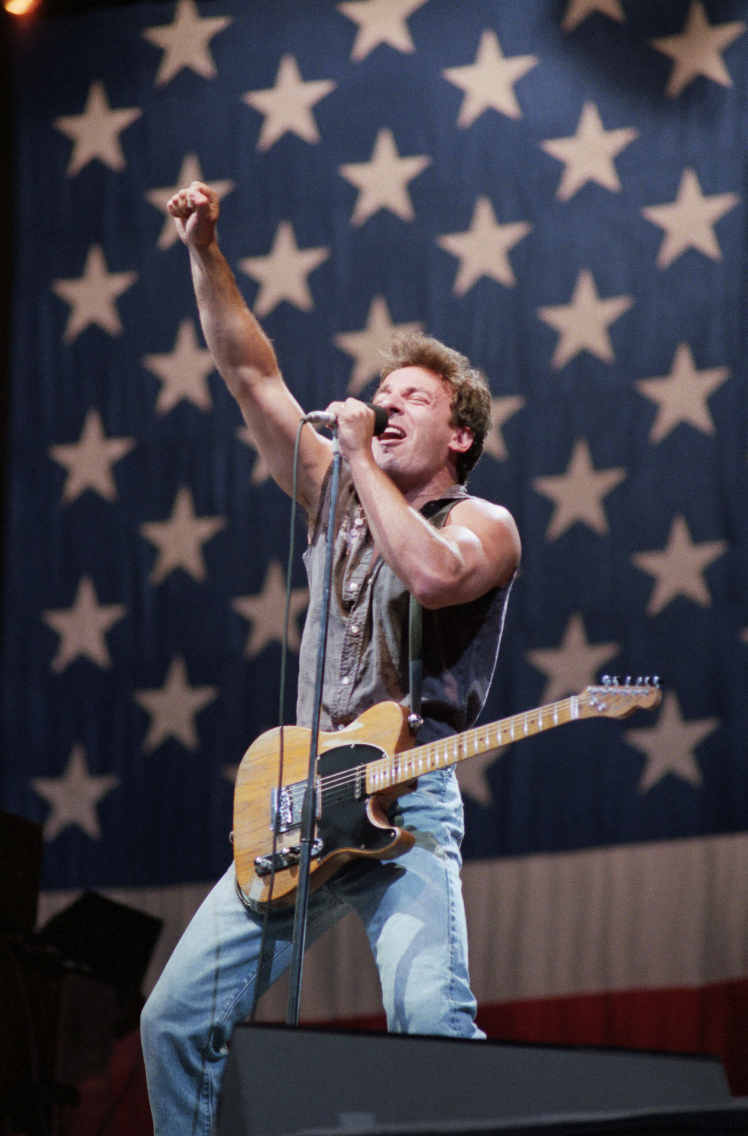 
                            Bruce Springsteen’s new anti-ICE anthem is no ‘Blowin’ in the Wind.’ And that’s OK.