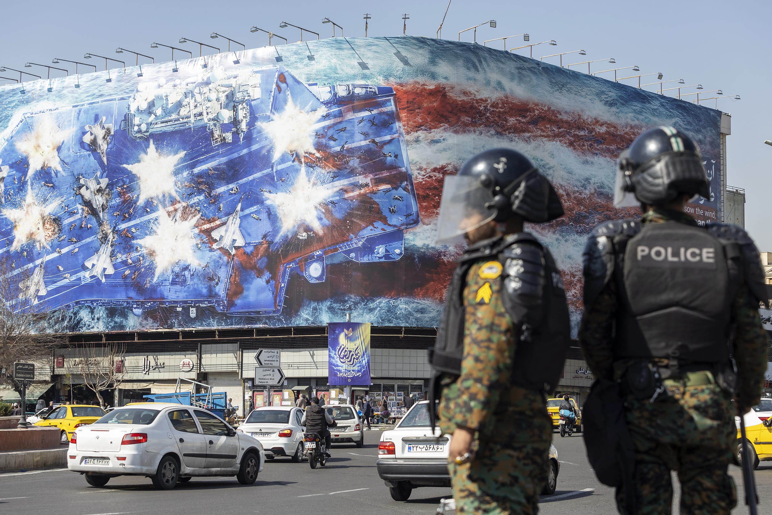 Trump to brief “Gang of Eight” as Iran looms over State of the Union