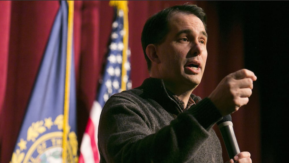 Governor Scott Walker (R-WS) speaks at a Republican organizing meeting in Concord, New Hampshire on March 14, 2015. (Photo by Dominick Reuter/Reuters)
