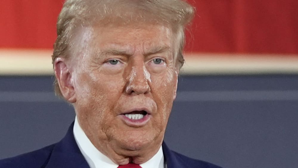 Loose lips Trump blabs about covert Venezuela mission; appears to be making it up as he goes
