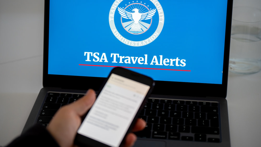 TSA Travel Alerts display on a computer screen