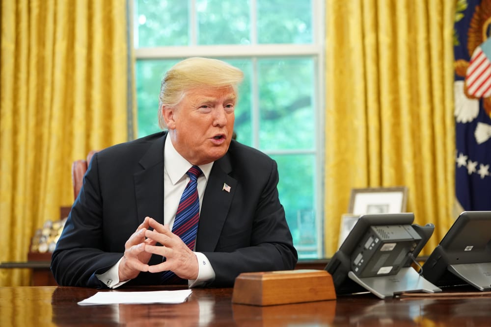 Image: Donald Trump in Oval Office