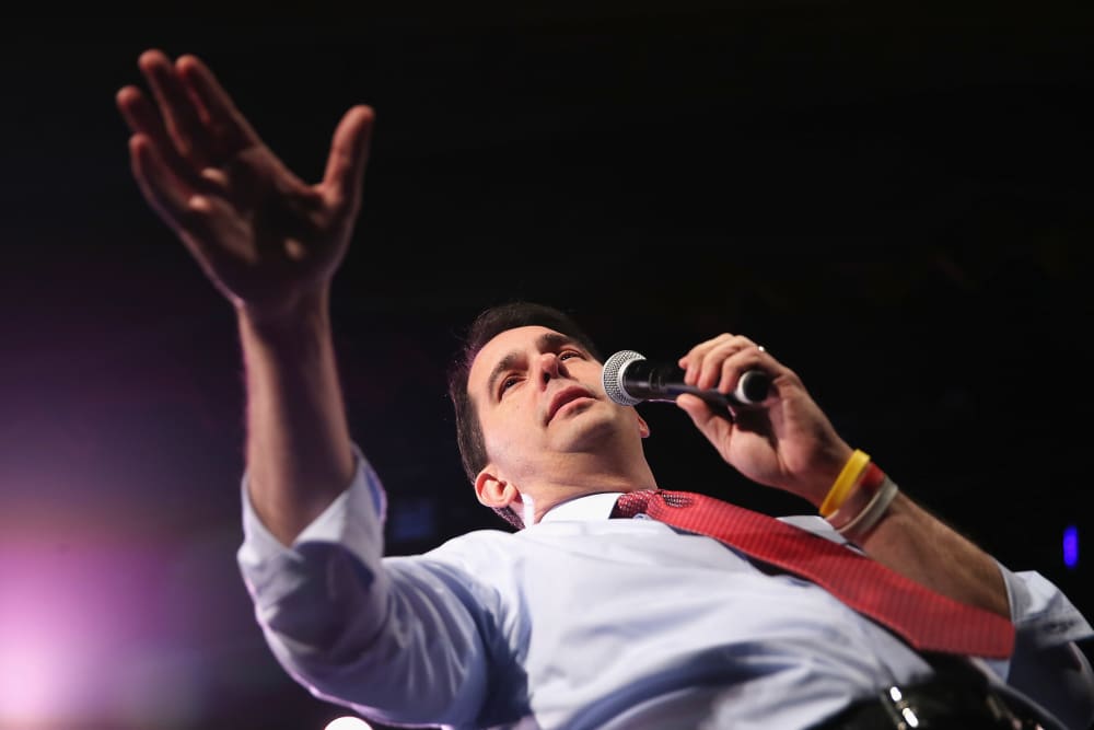 Wisconsin Gov. Scott Walker speaks to guests at the Iowa Freedom Summit on Jan. 24, 2015 in Des Moines, Iowa. (Photo by Scott Olson/Getty)