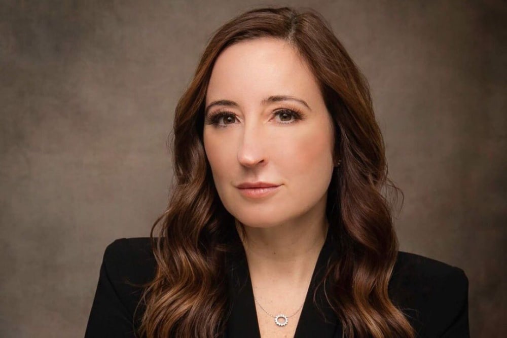 Alexandra Carter, U.N. negotiator and bestselling author of "Ask for More," breaks down how women can turn their professional lives around, starting with the way they talk to themselves.