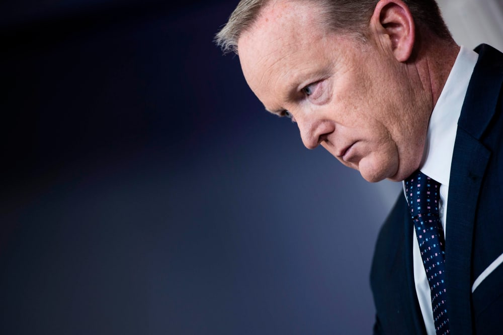 Image: FILES-US-POLITICS-PRESS BRIEFING-SPICER
