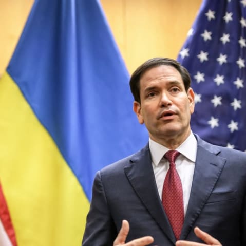 U.S. and Ukraine signal peace plan progress