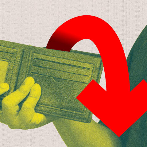 An empty wallet with a small arrow going in, and a larger arrow coming out