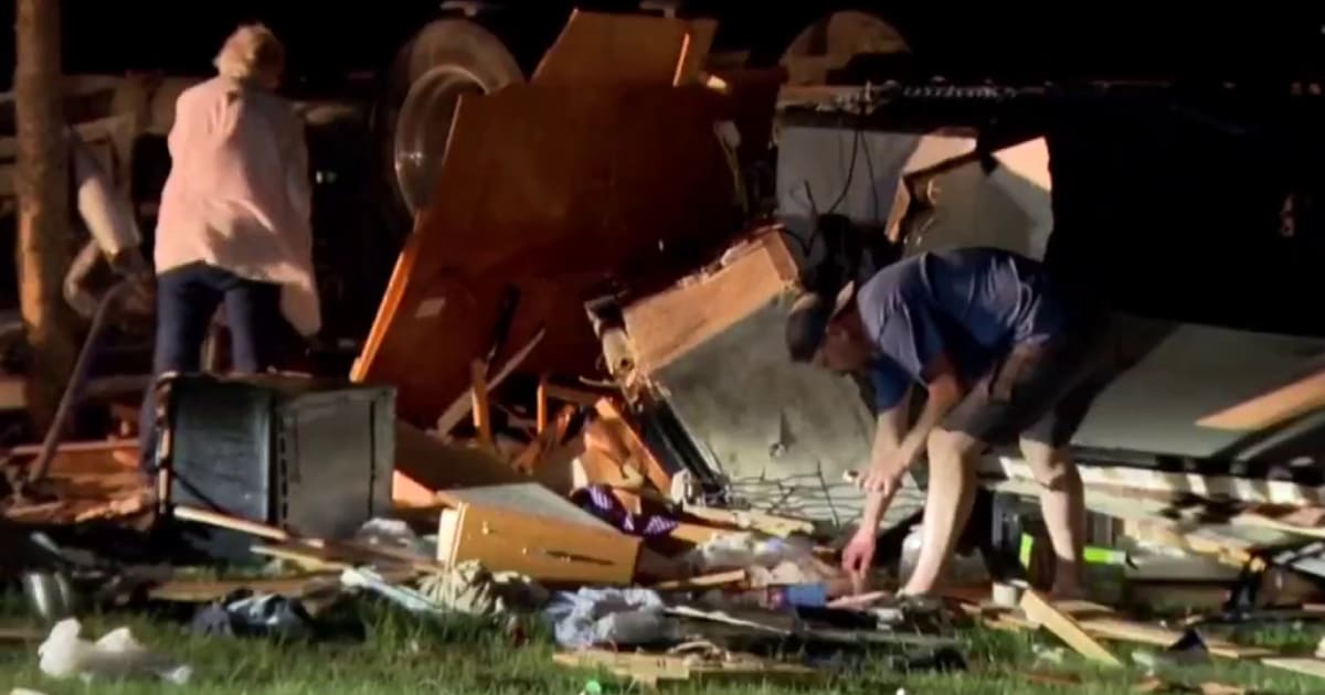 Widespread destruction from storms and tornadoes across 5 states leaves ...