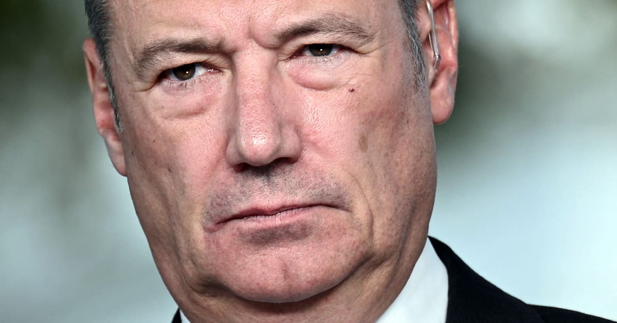 
                            Chief Minnesota judge orders acting head of ICE to appear in court to explain himself