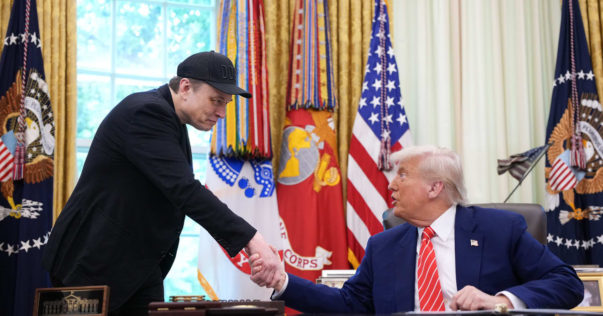 
                            Election deniers may have your Social Security data — thanks to DOGE and Elon Musk