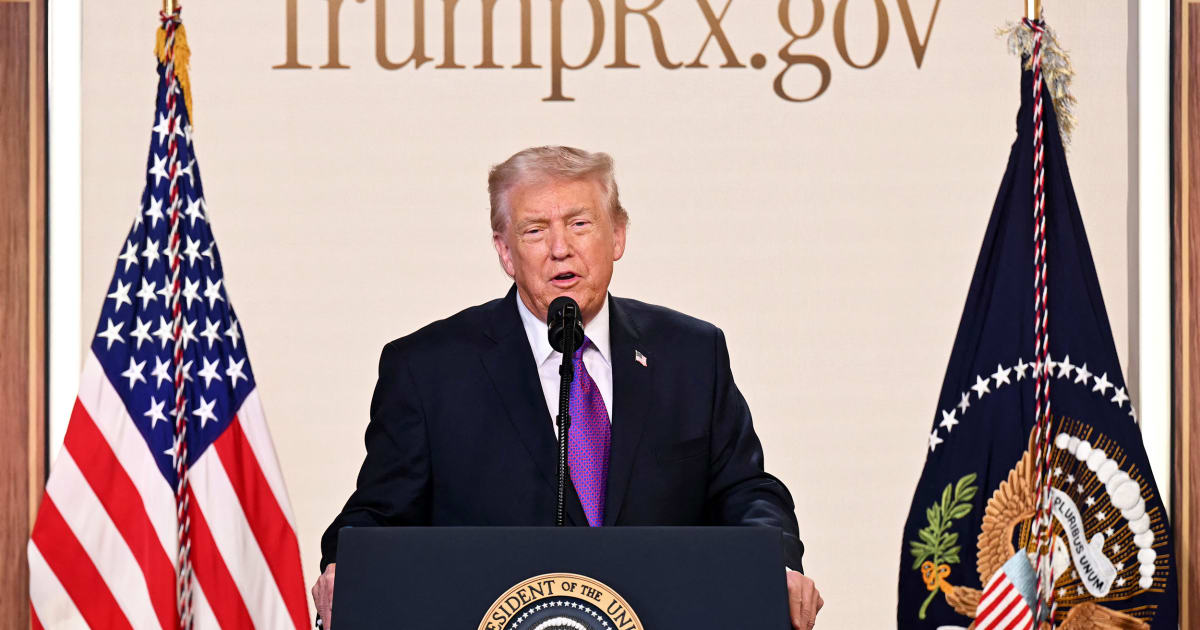 
                            Trump tries to show off his math skills, but flunks arithmetic