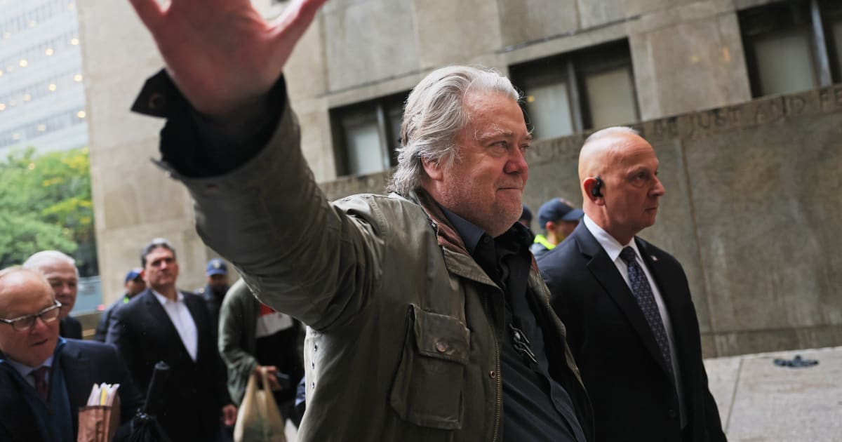 
                            Trump DOJ seeks Bannon contempt dismissal instead of opposing him at SCOTUS