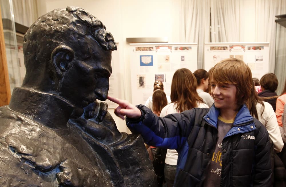 To match Insight POWER/ACDC