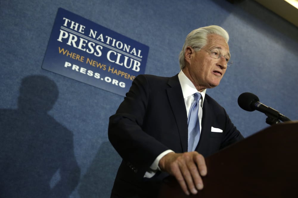 Image: U.S. President Trump's lawyer Kasowitz delivers a statement in Washington