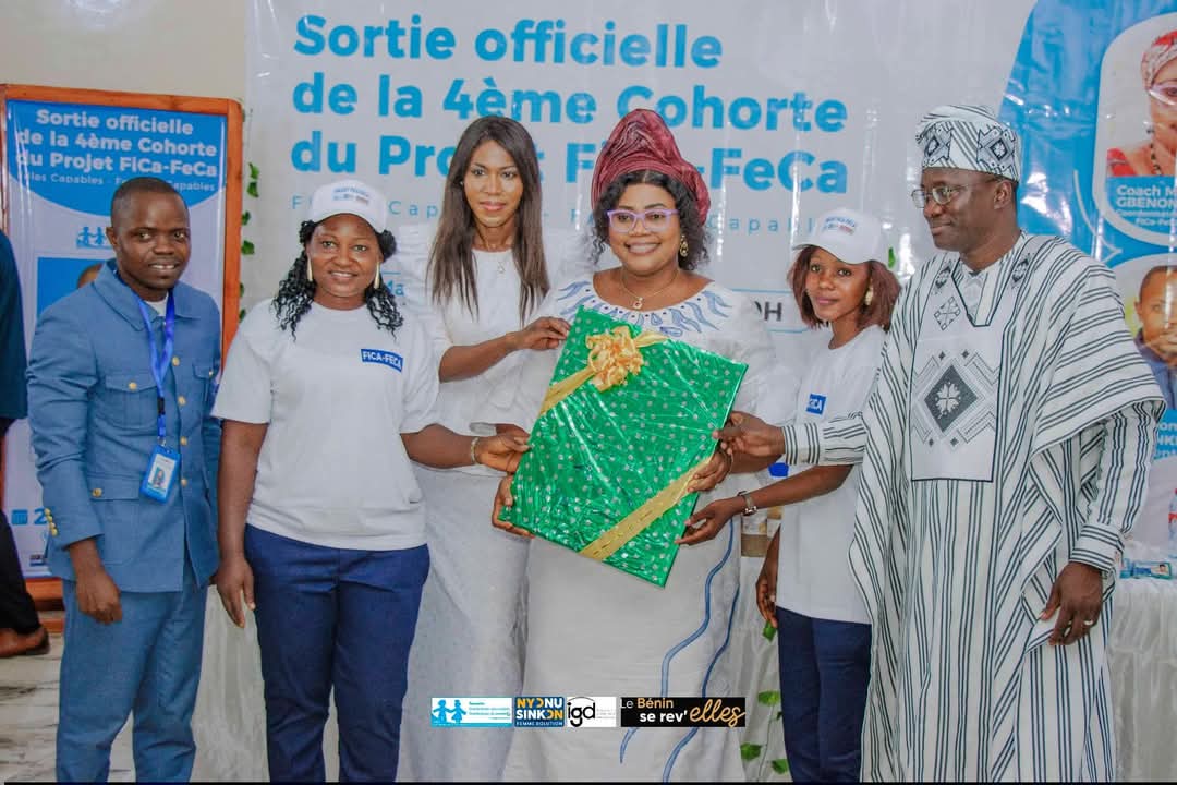Célébration de la 4ème Cohorte FiCa-FeCa : Marie-Anne GBÈNONGBÉ, une Coach d'Exception Honorée