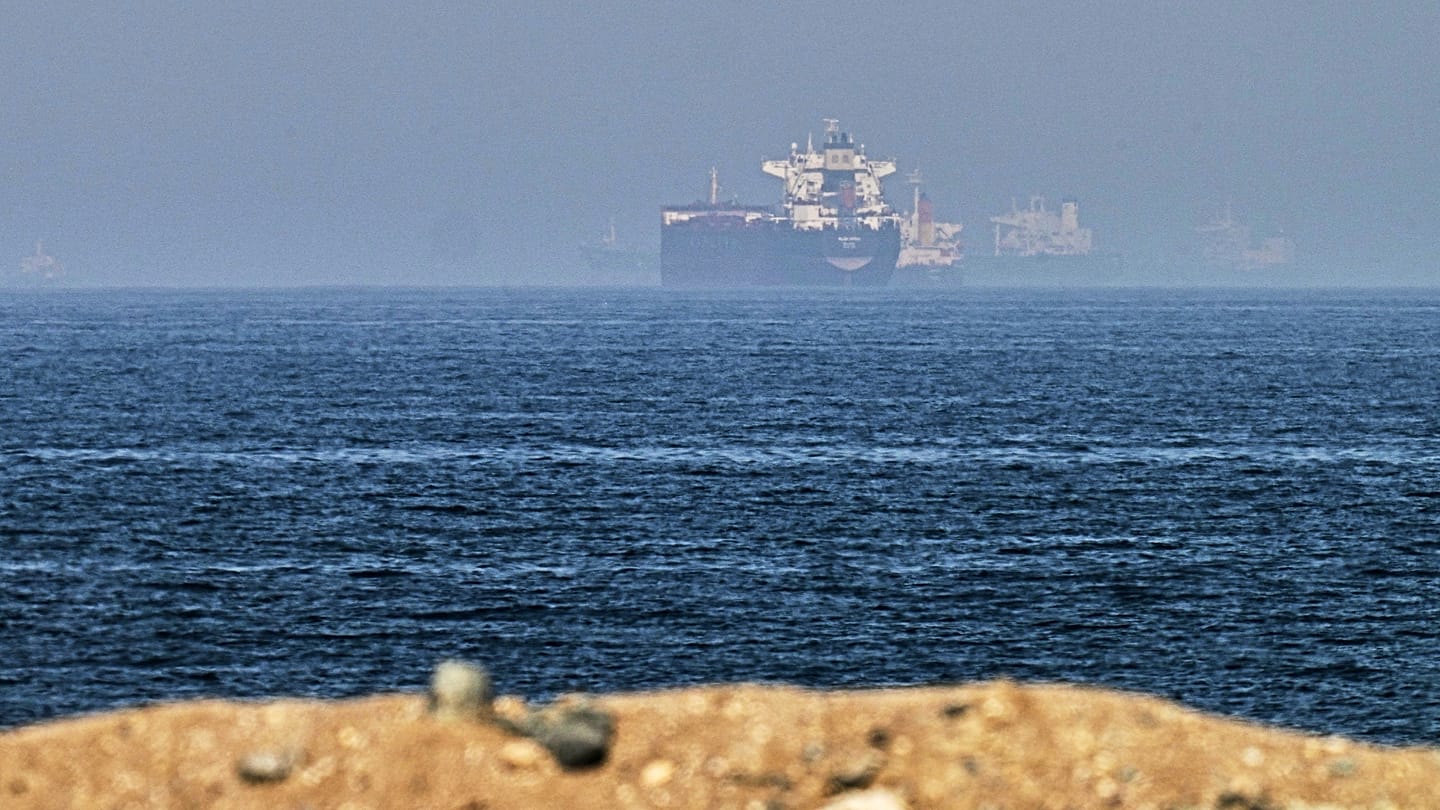 Le Qatar presse Téhéran de rouvrir Hormuz et relance la médiation