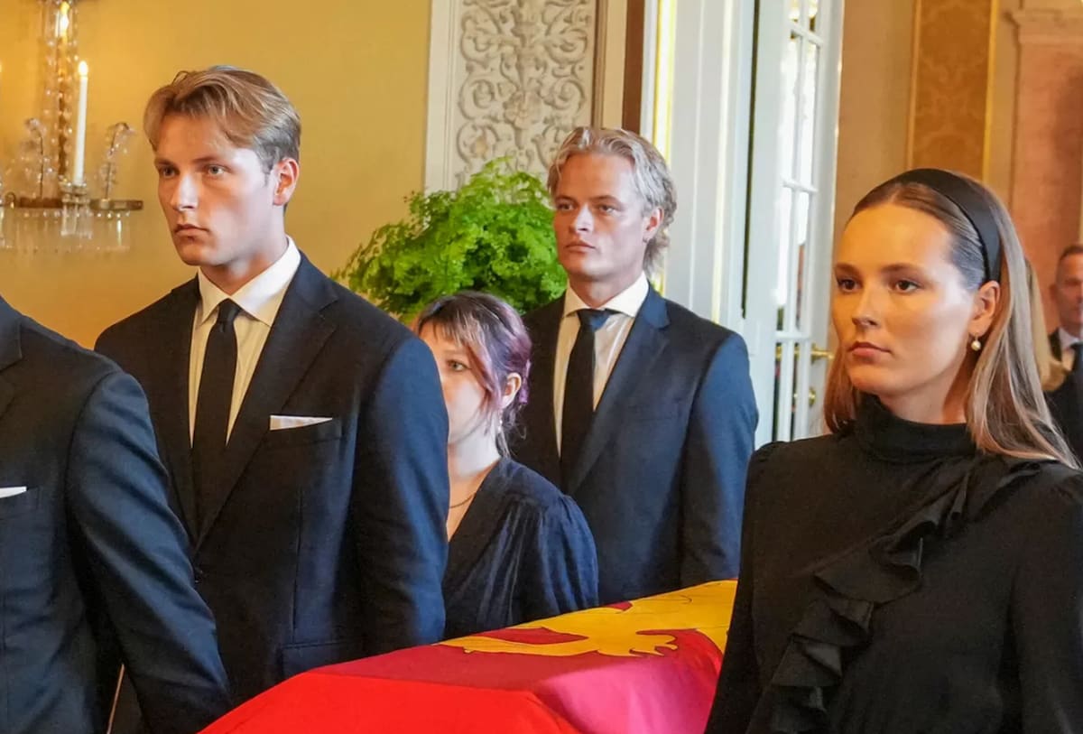 Présence controversée de Marius Borg aux hommages à Harald V de Norvège