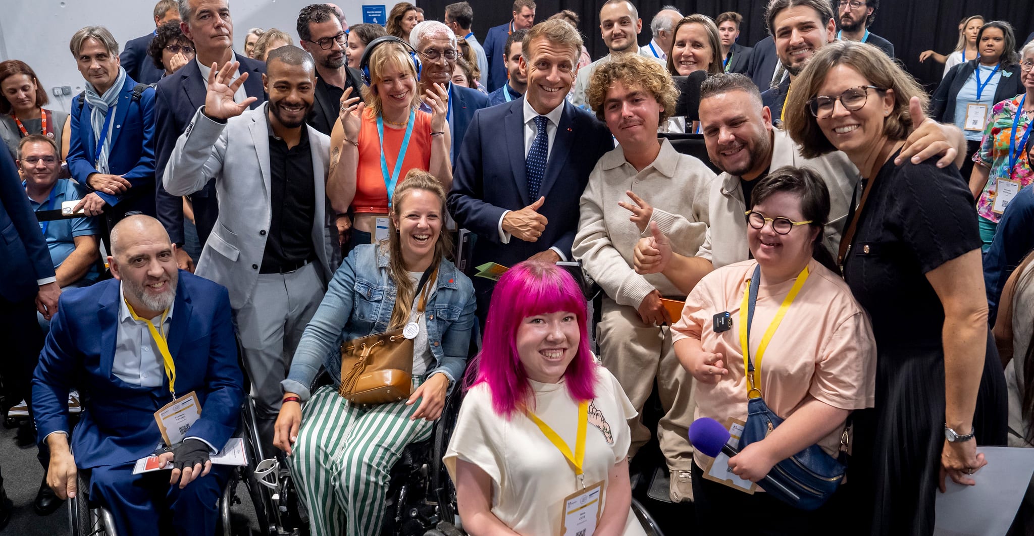 Emmanuel Macron clôture la Conférence nationale du handicap à Bobigny