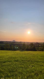 images/7tGWolmliq9-P5xhUIKcsMjtiuhSWsG4DCtTII4TVwM-576x1024