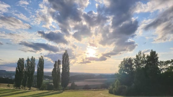 images/HkpZccrcyz-fdiRVShVvaq3aPCErylJyw474pYKifBo-1024x576