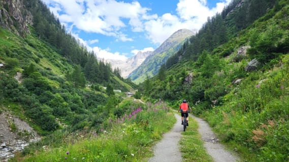 images/MNWK-3IBOkyLtn3Nkt0AHb6aRRxiJ5EnH40RNM8tPlE-1024x576