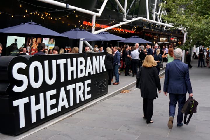 Audience at the Born Yesterday Summer Bar