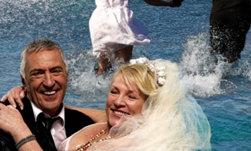 The Swimming Club By Hannie Rayson