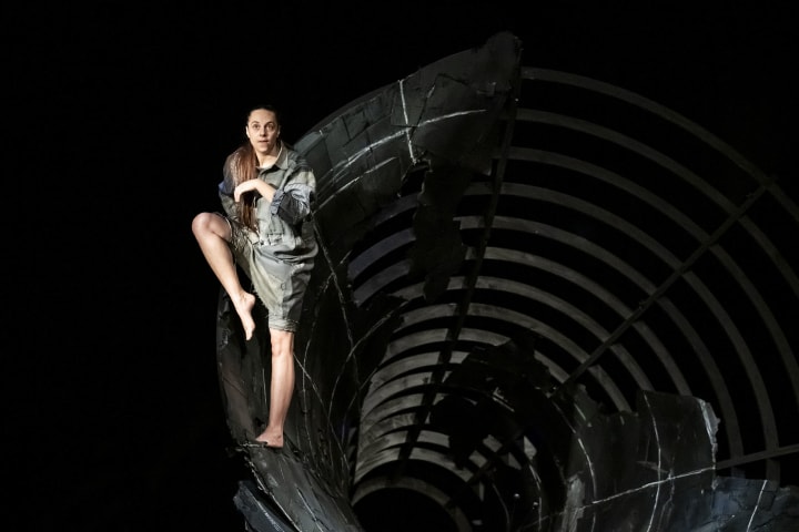 Artwork for Devising Movement